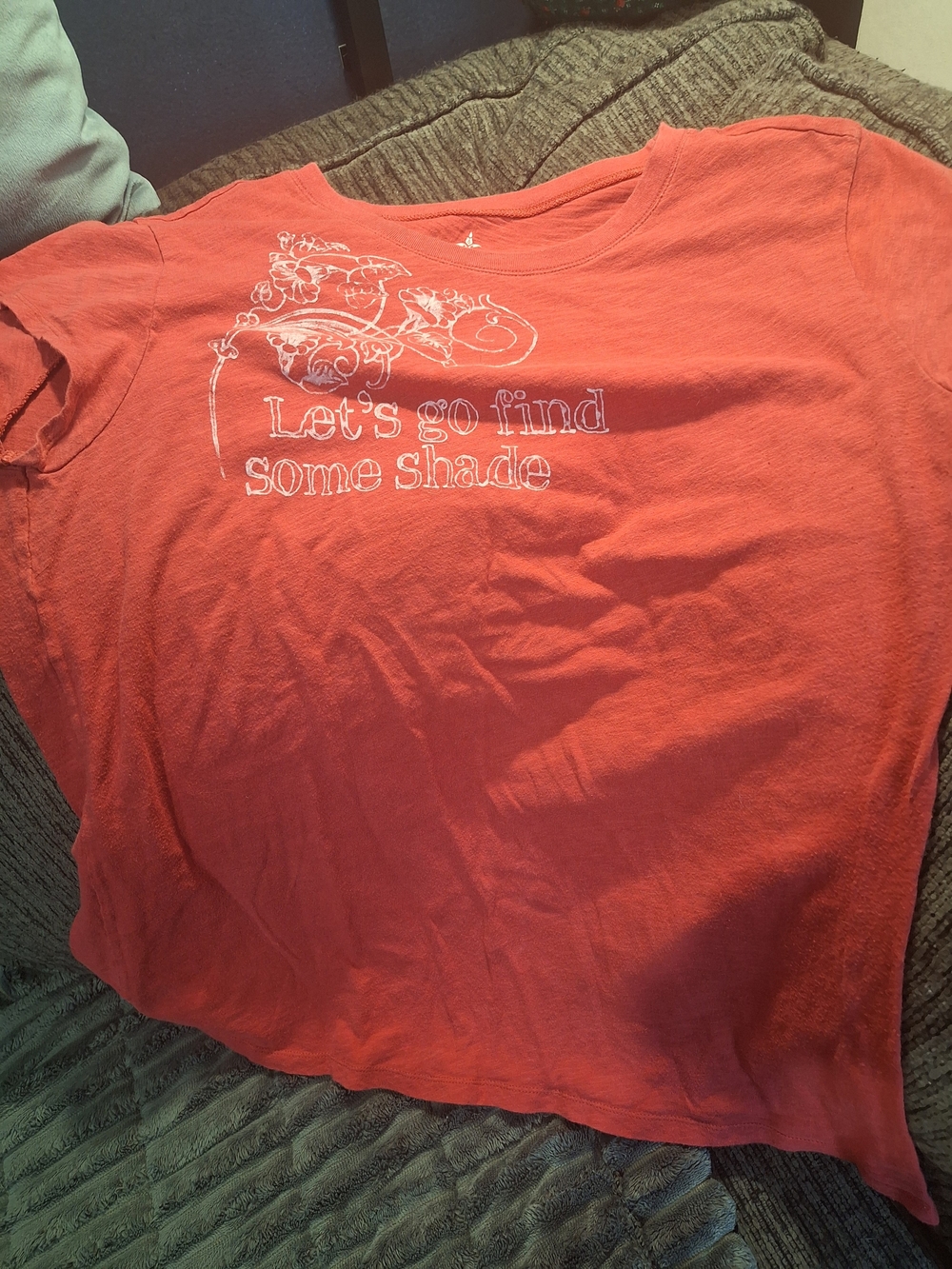 Old Navy Red Floral Graphic Tee
